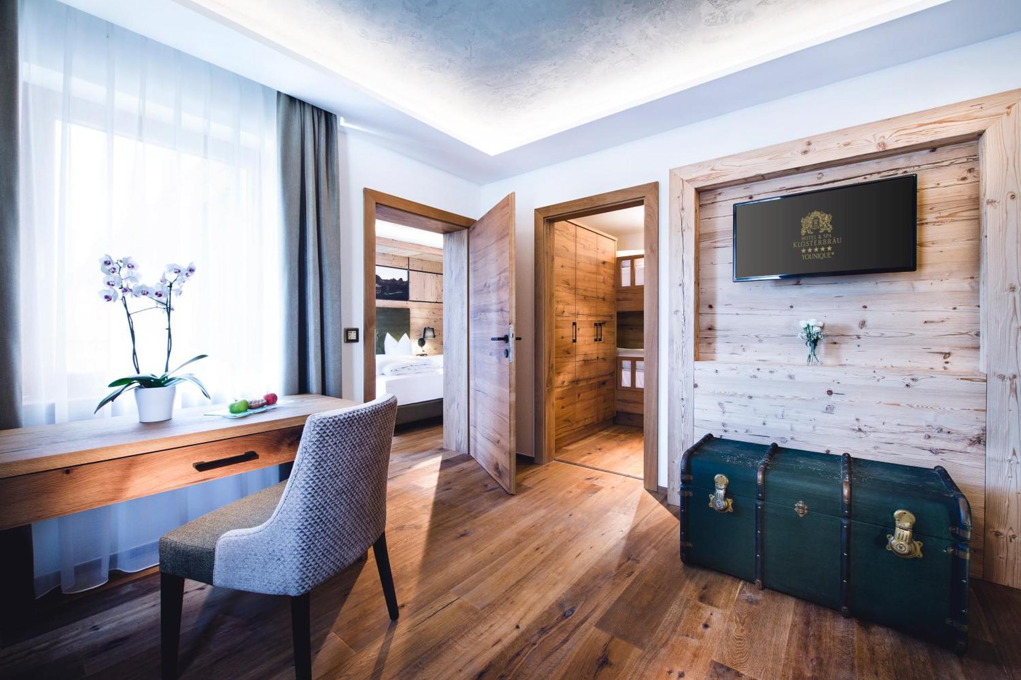 Hotel Klosterbraeu Зеефельд в Тироле Экстерьер фото